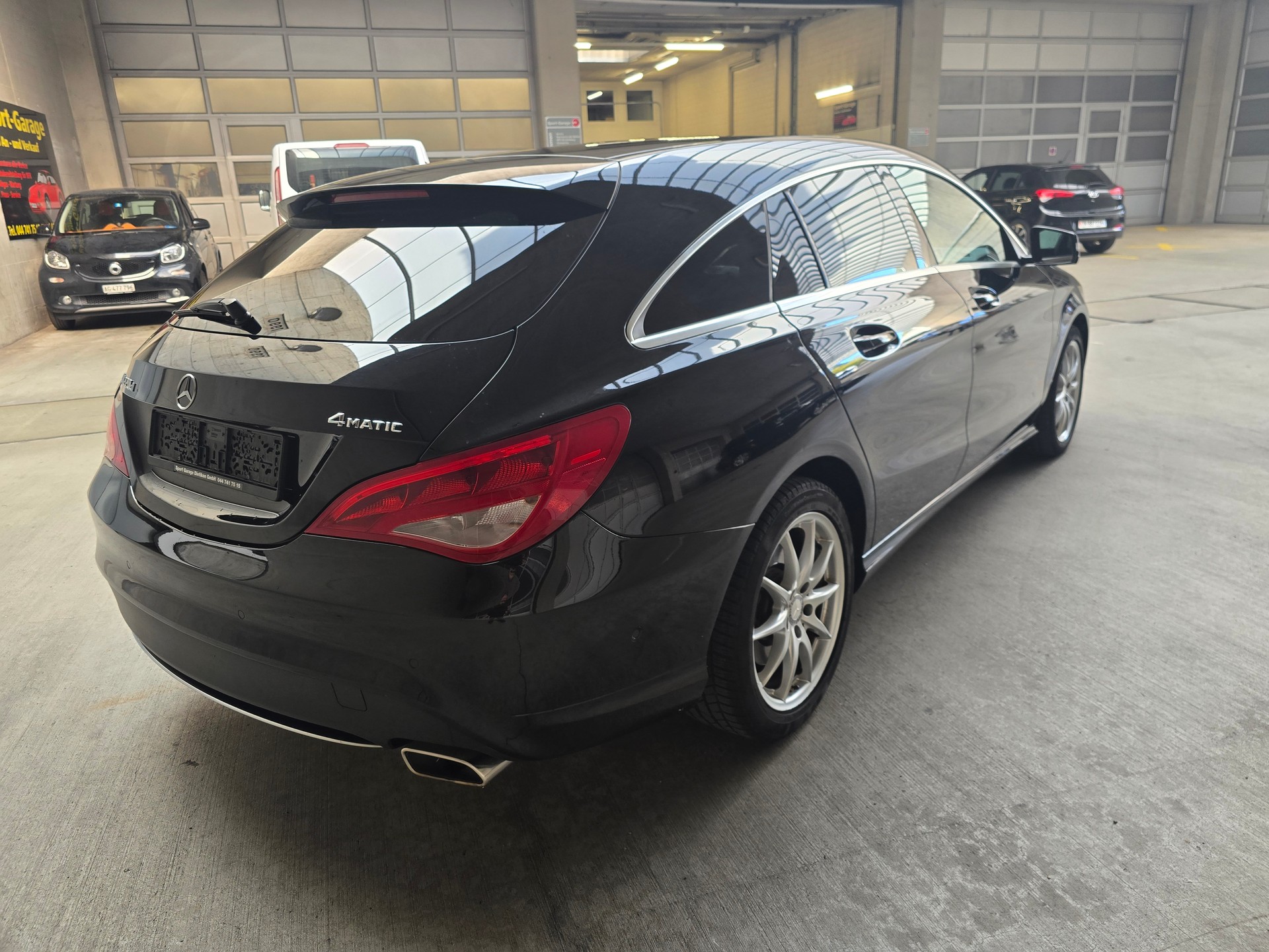 MERCEDES-BENZ CLA Shooting Brake 220 CDI 4Matic 7G-DCT-image-3
