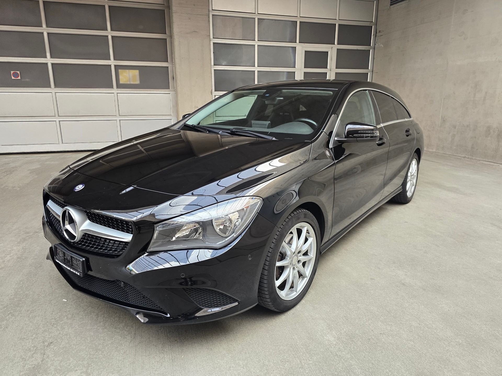 MERCEDES-BENZ CLA Shooting Brake 220 CDI 4Matic 7G-DCT-image-1
