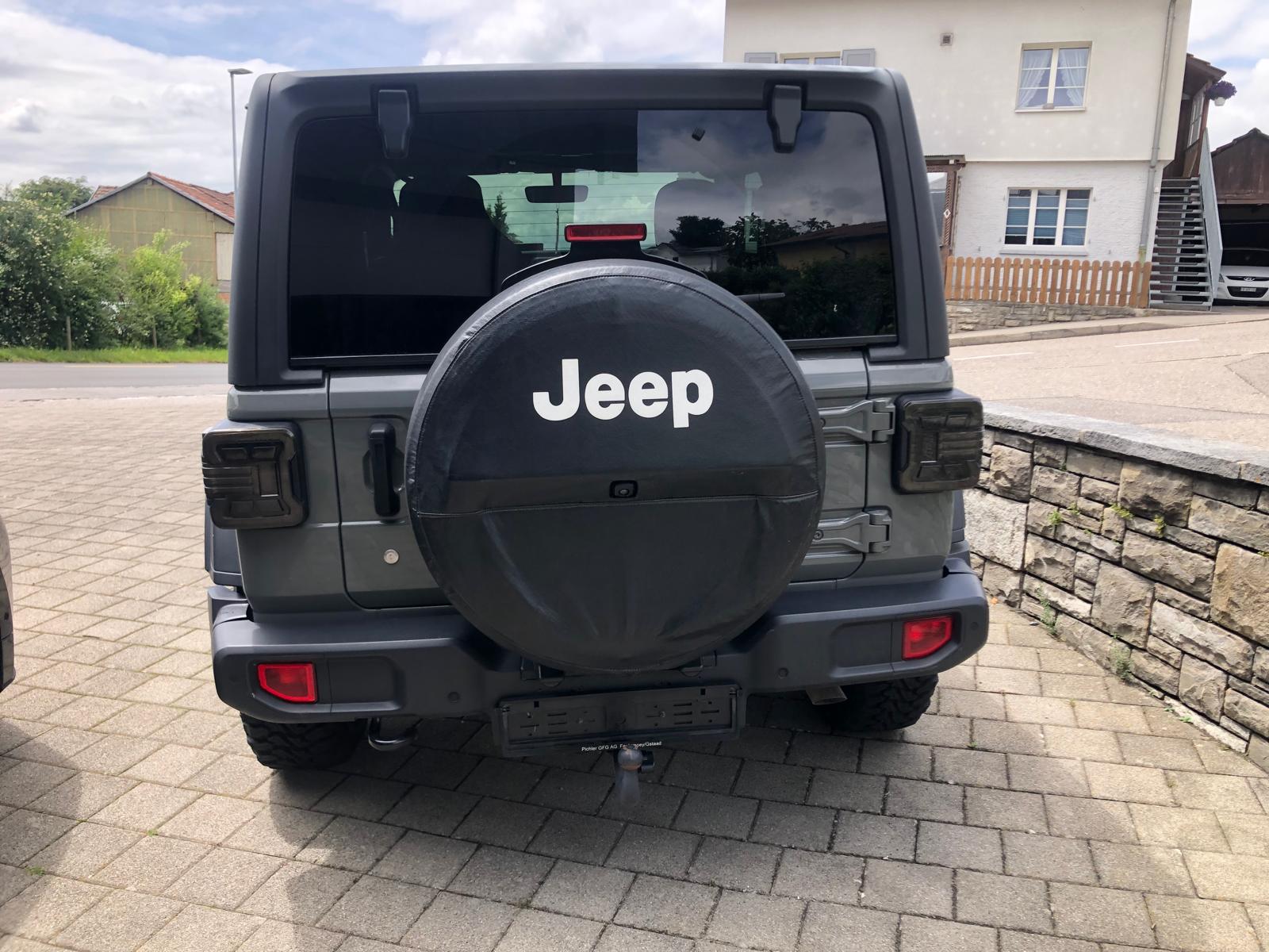 JEEP 2.0 Turbo Sport-image-1