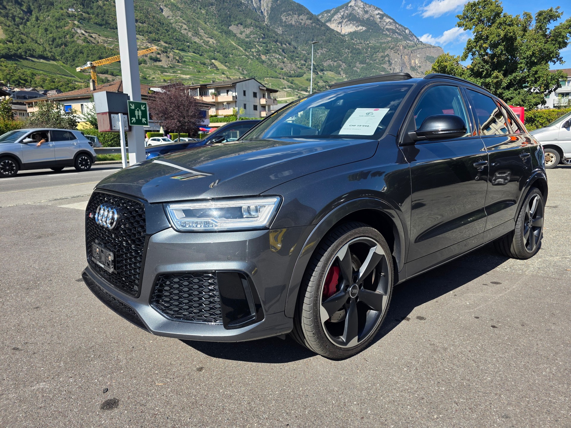 AUDI RS Q3 2.5 TFSI performance quattro S-tronic-image-0