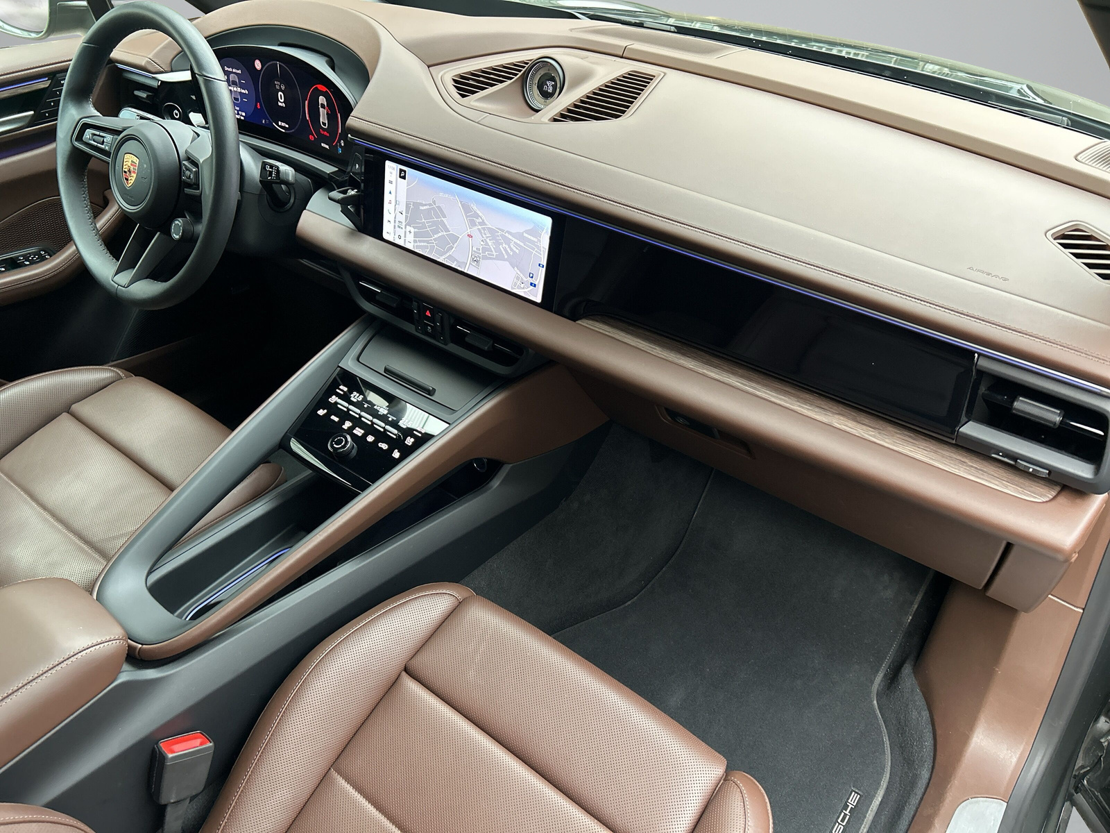 PORSCHE Macan 4 S 100kWh-image-7