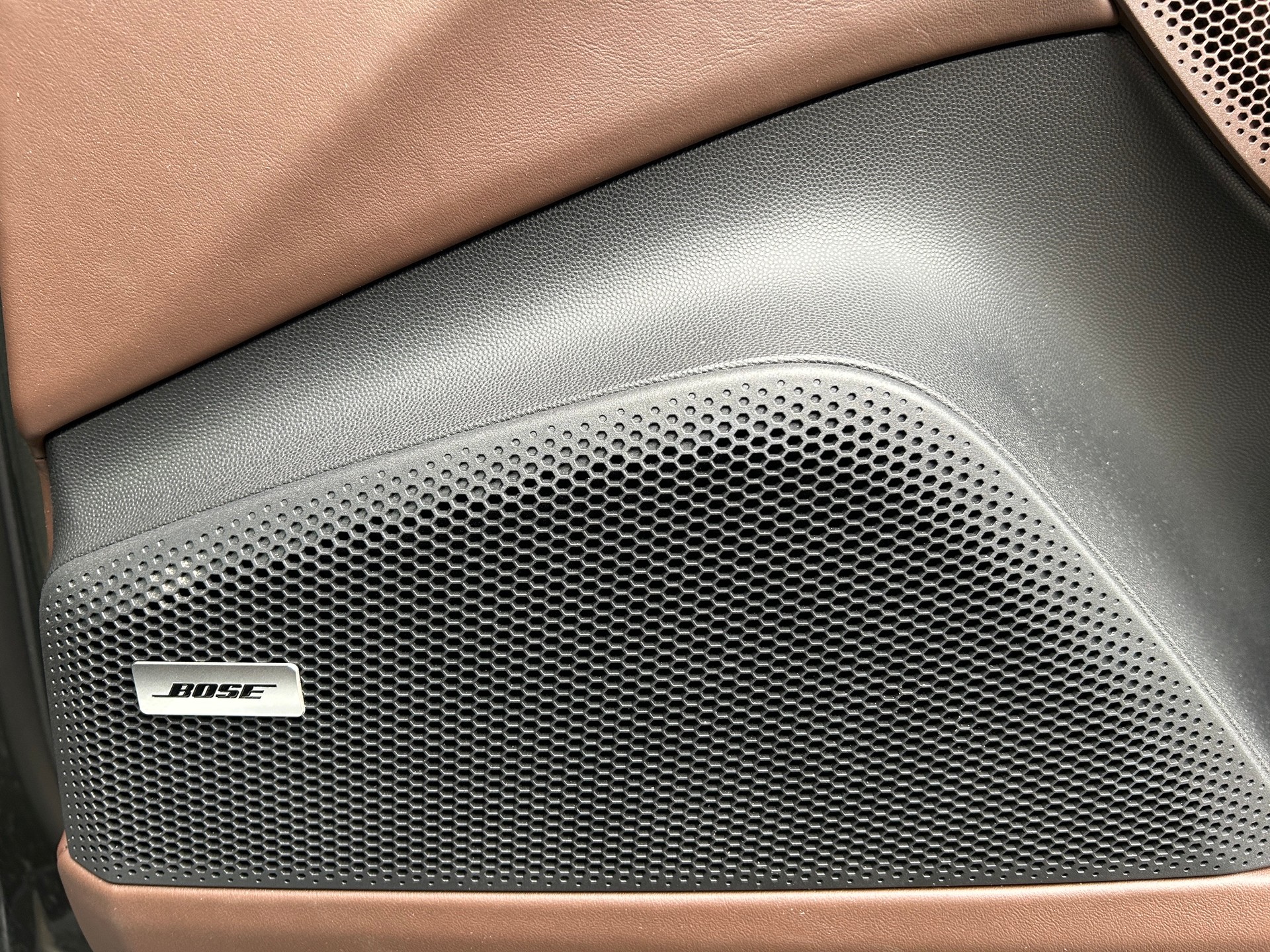 PORSCHE Macan 4 S 100kWh-image-21