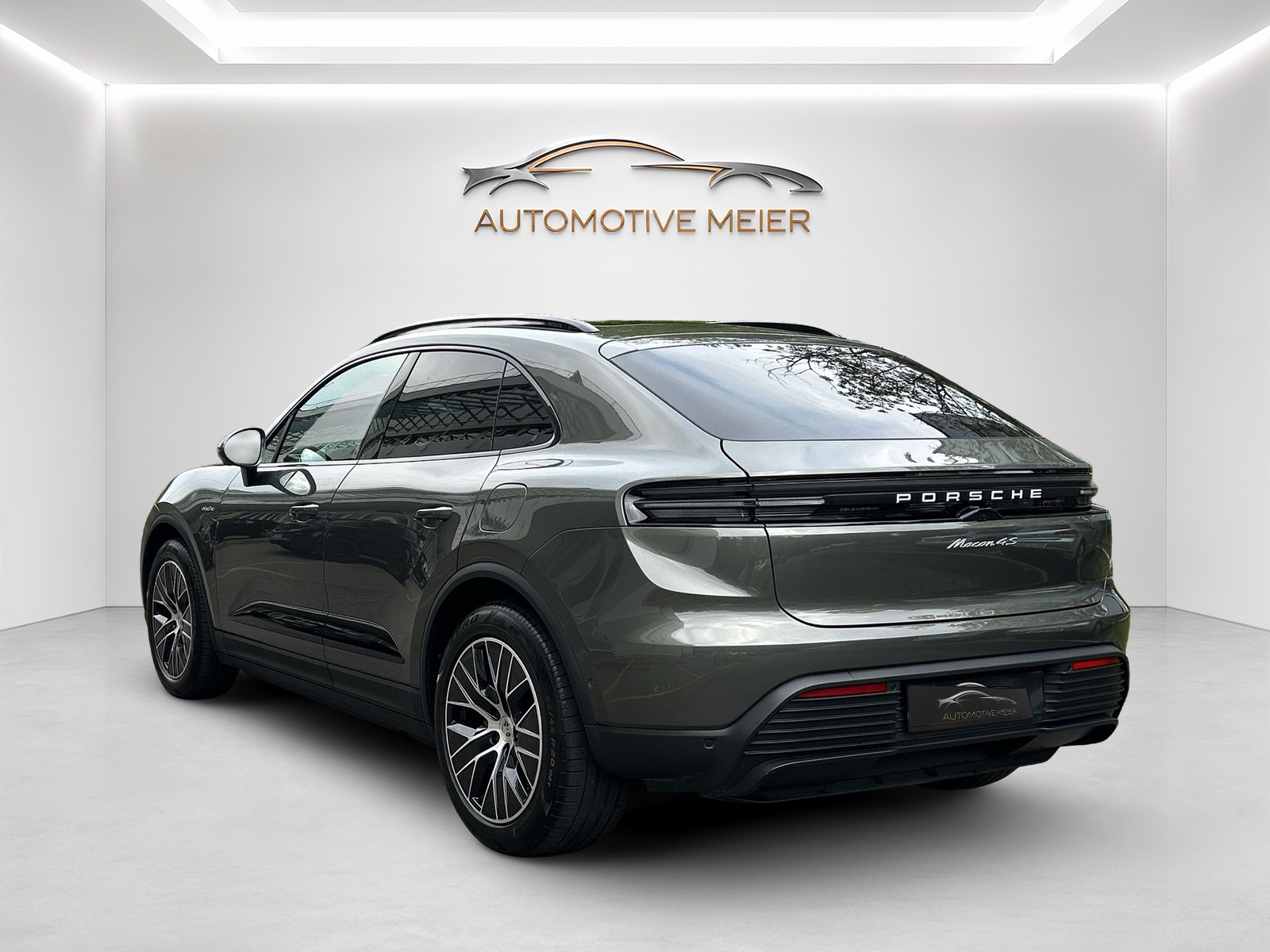 PORSCHE Macan 4 S 100kWh-image-2