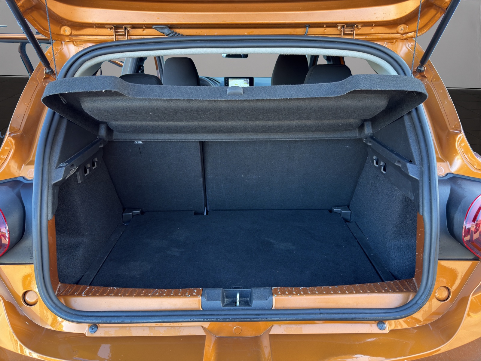 DACIA Sandero Stepway TCe 90 Comfort-image-18