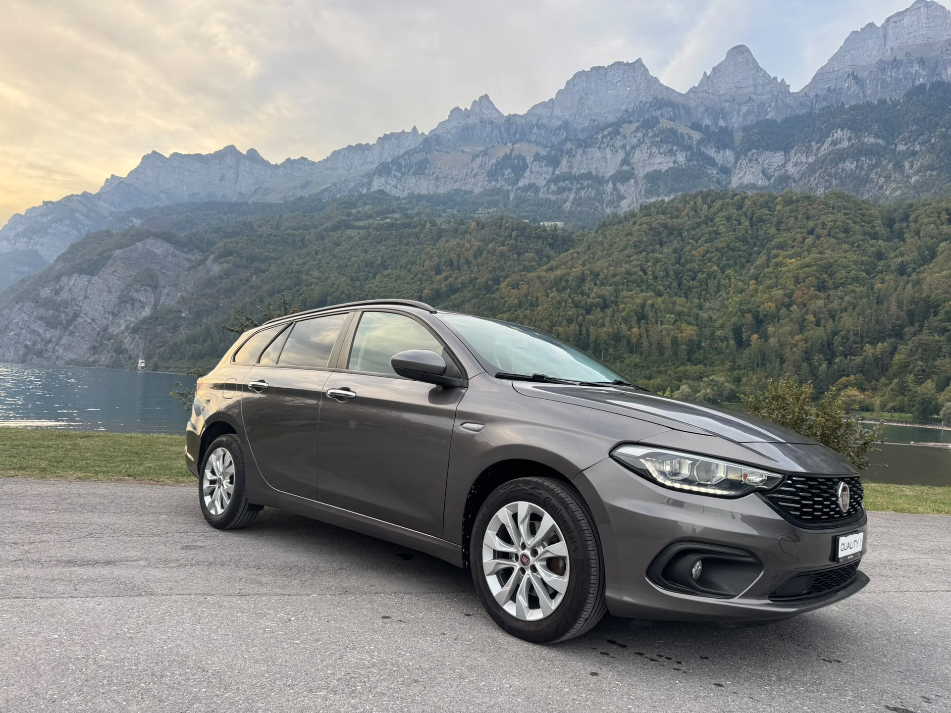FIAT Tipo 1.6MJ Station Wagon Lounge DCT-image-1