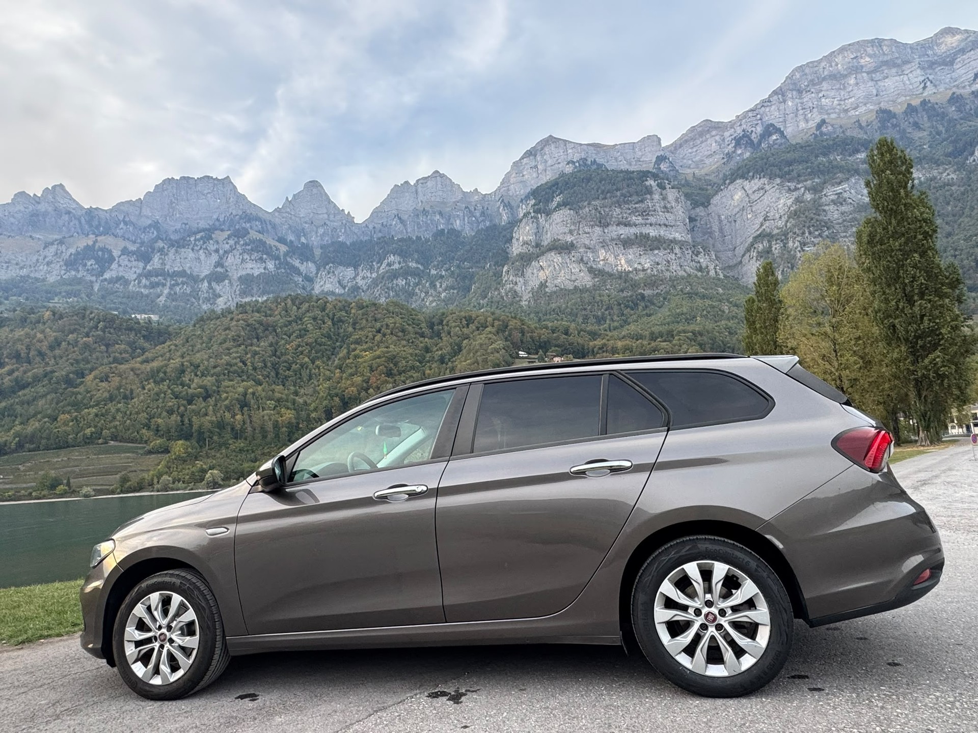 FIAT Tipo 1.6MJ Station Wagon Lounge DCT-image-3
