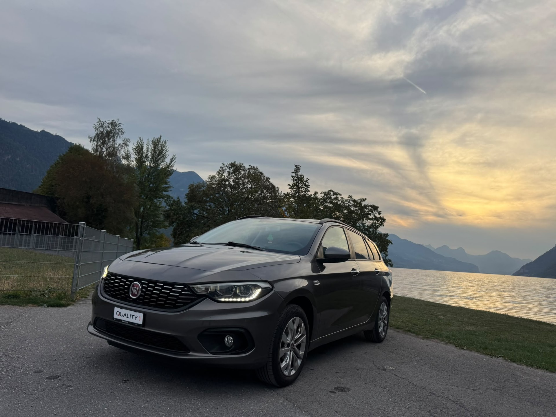 FIAT Tipo 1.6MJ Station Wagon Lounge DCT-image-2