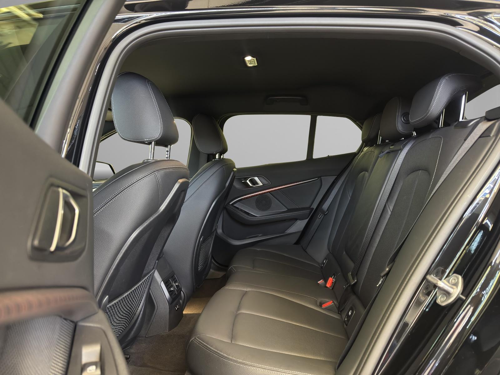 BMW 120d xDrive M-SportPaket-image-19
