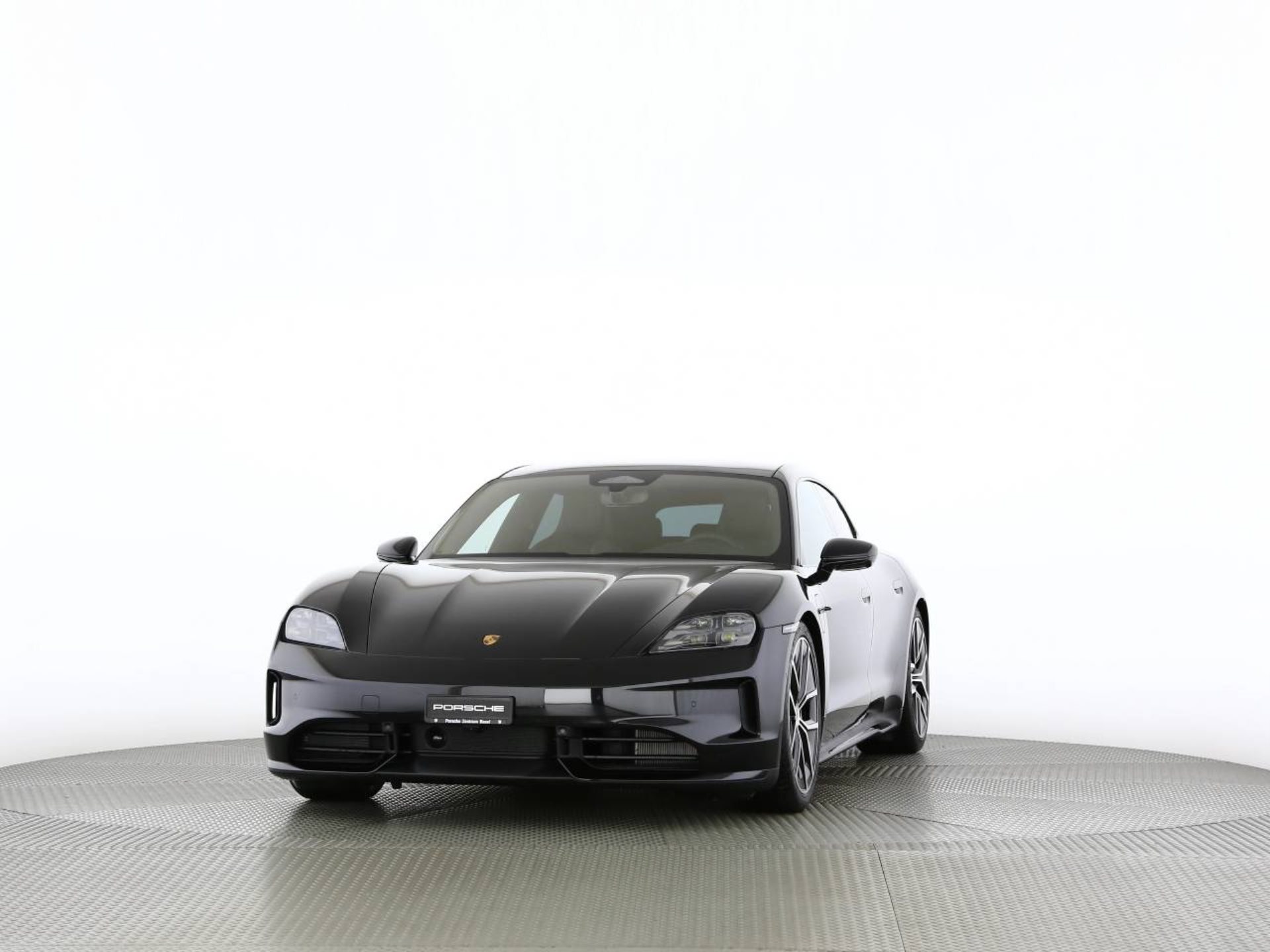 PORSCHE Taycan Sport Turismo Black Edition-image-30