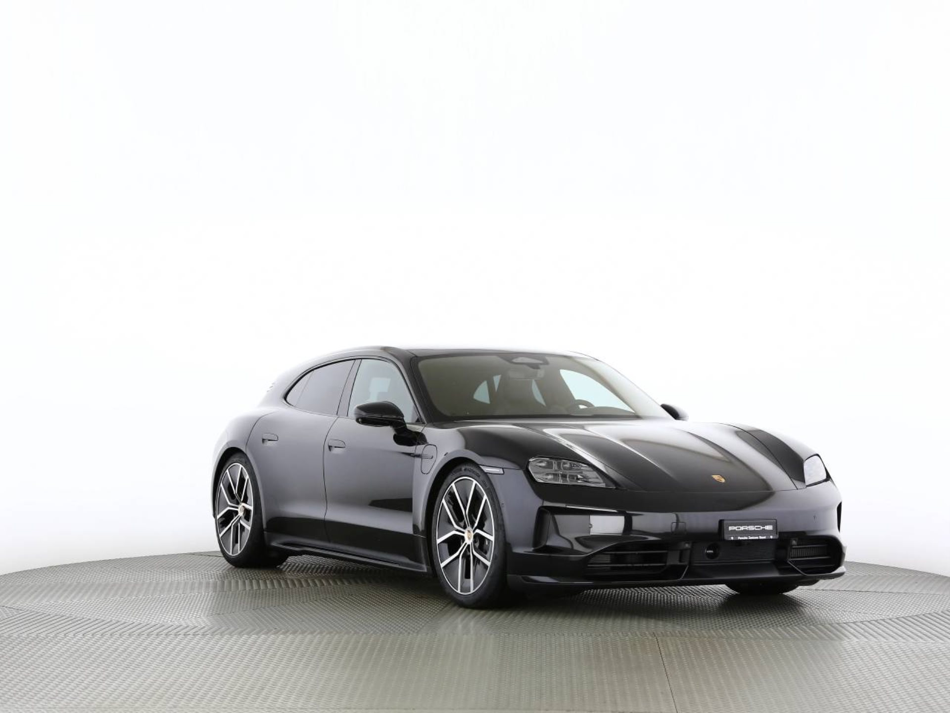PORSCHE Taycan Sport Turismo Black Edition-image-27