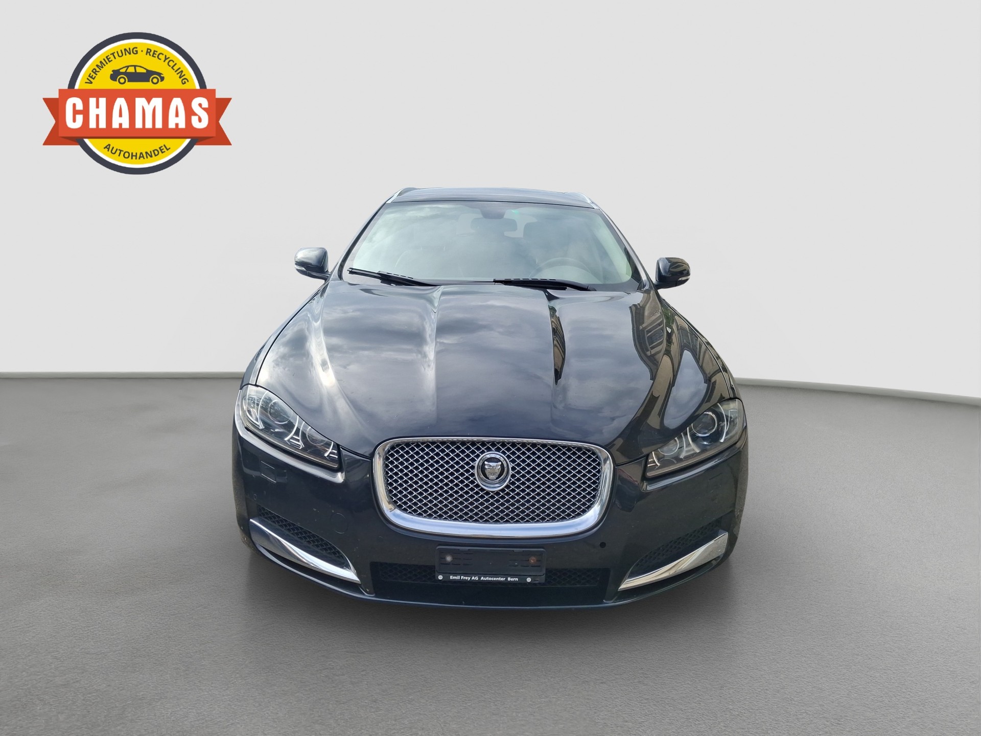 JAGUAR XF Sportbrake 3.0d V6 Portfolio-image-1