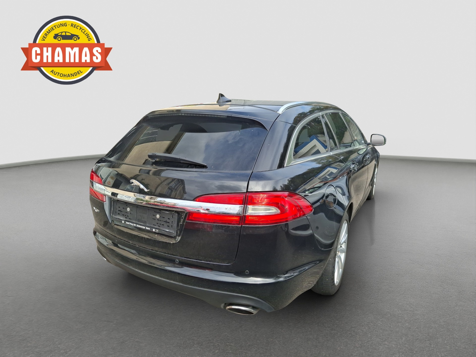 JAGUAR XF Sportbrake 3.0d V6 Portfolio-image-3