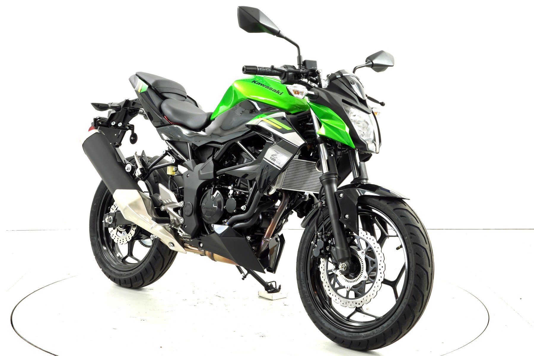 KAWASAKI Z 125 ABS-showroom-element-1