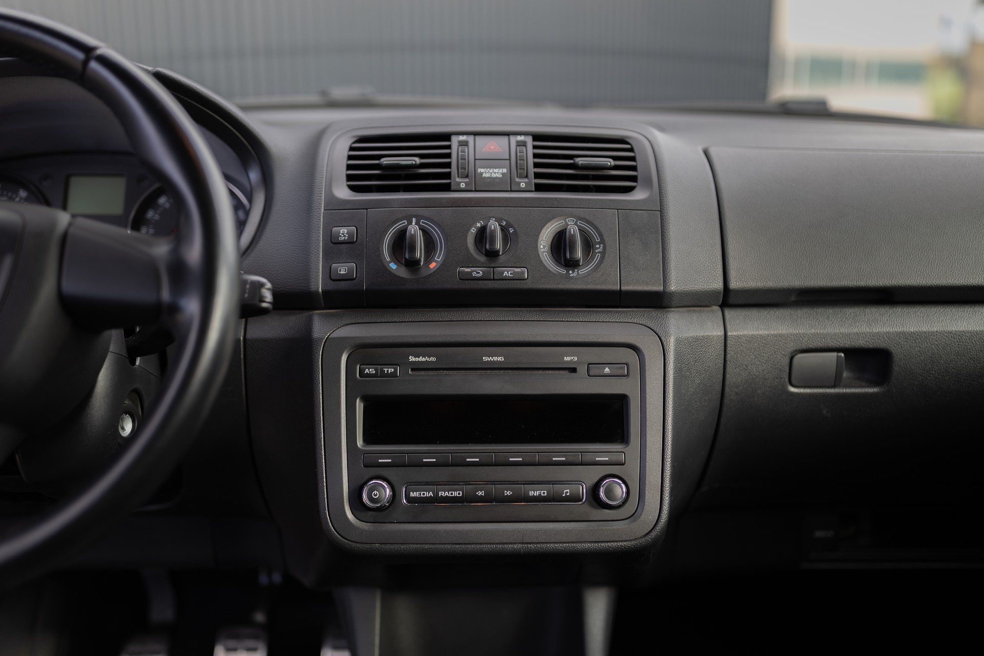 SKODA 1.2 TSI Monte Carlo-image-9