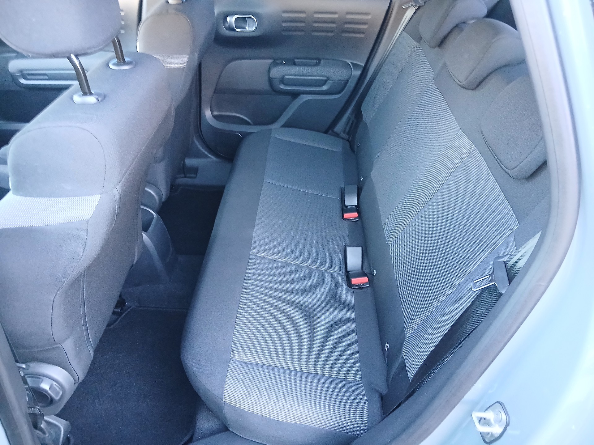 CITROEN C3 Aircross 1.2i PureTech Swiss Edition EAT6-image-9