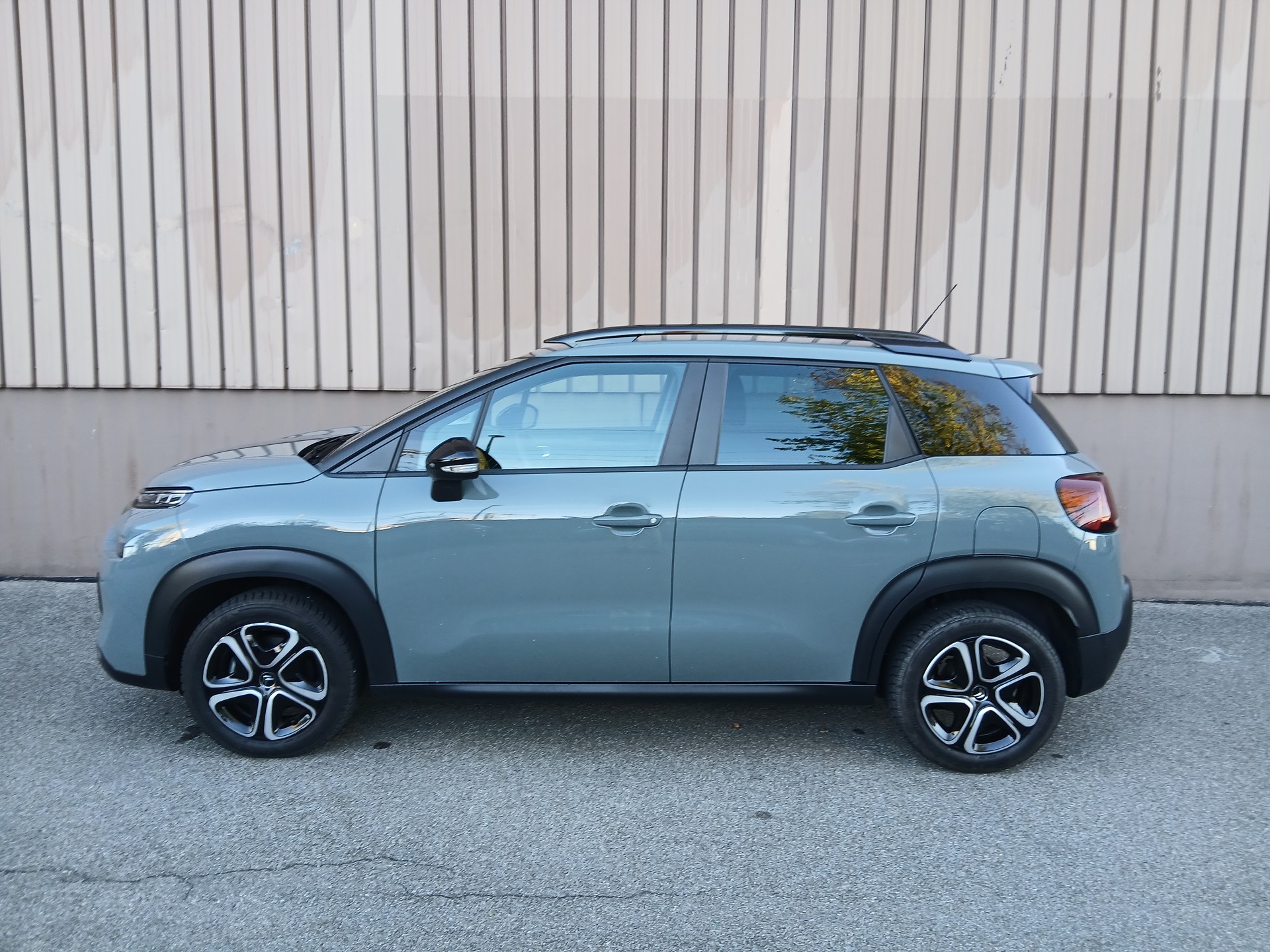 CITROEN C3 Aircross 1.2i PureTech Swiss Edition EAT6-image-4