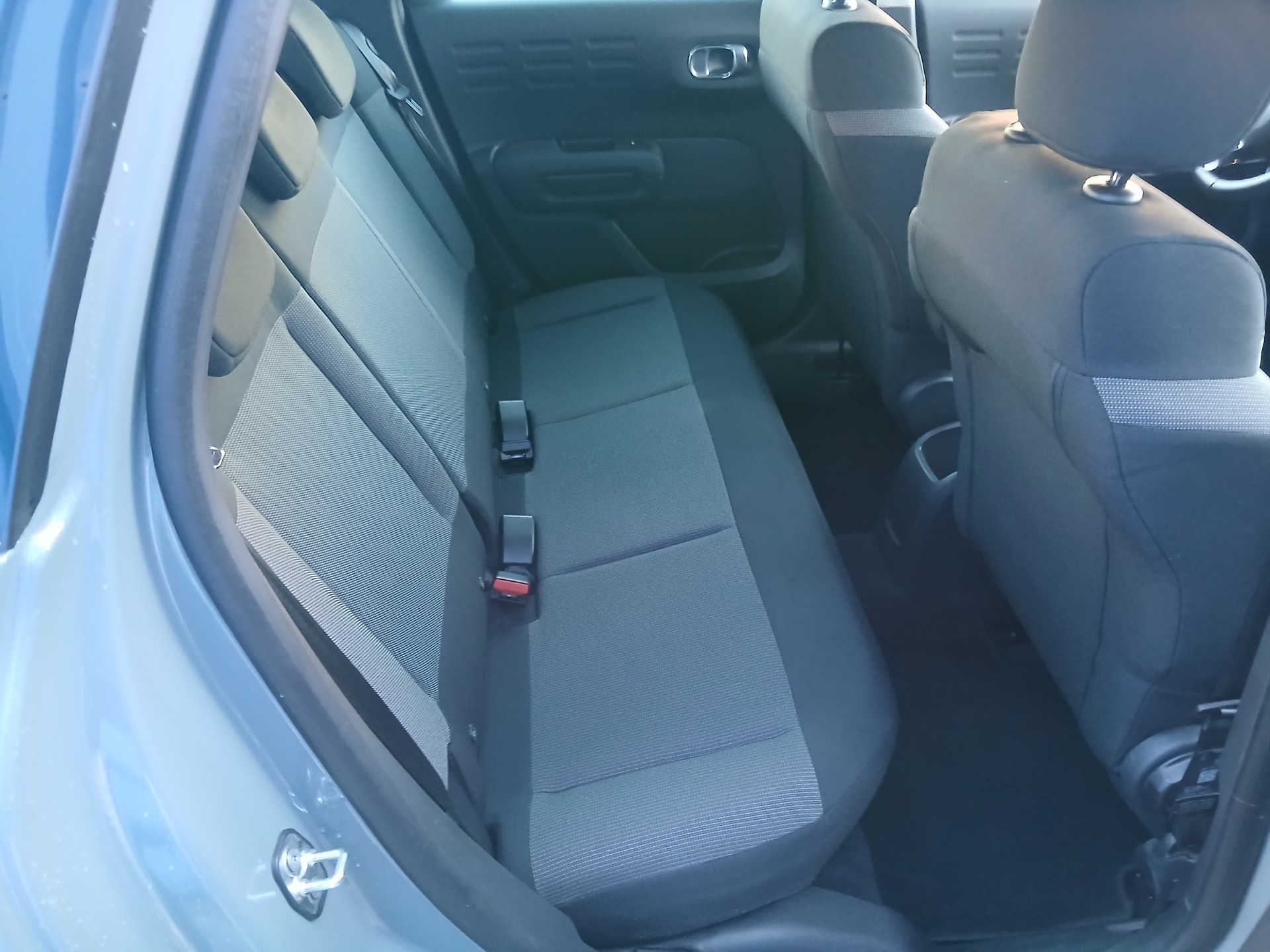 CITROEN C3 Aircross 1.2i PureTech Swiss Edition EAT6-image-8