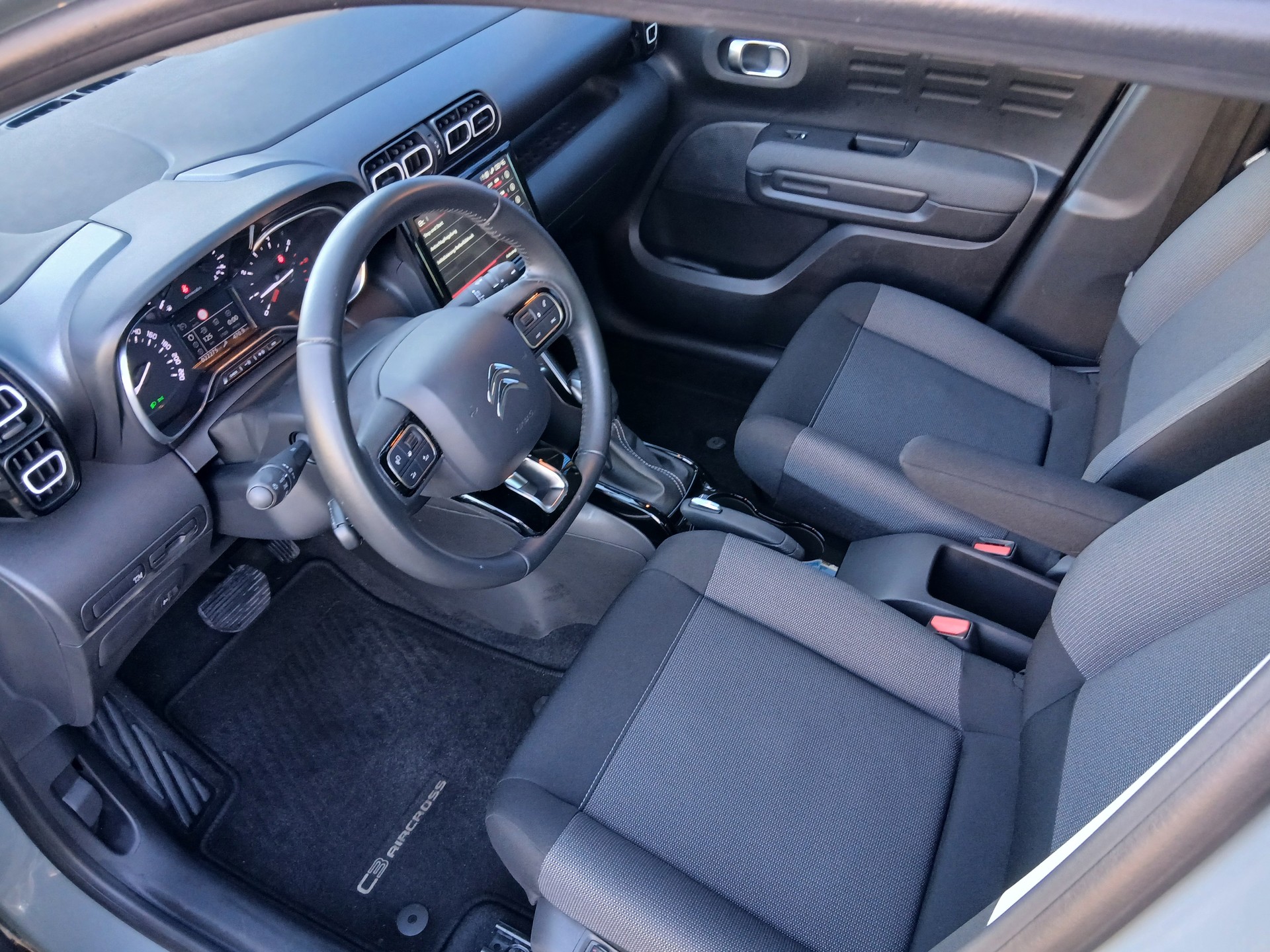 CITROEN C3 Aircross 1.2i PureTech Swiss Edition EAT6-image-6