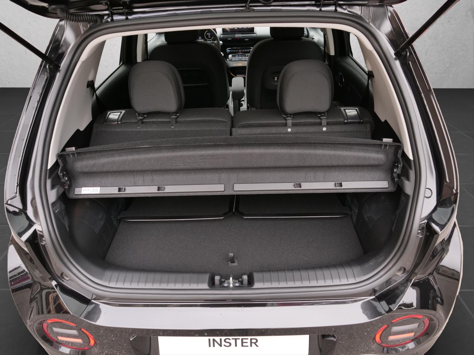 HYUNDAI Inster 49 kWh Electric Amplia-image-14