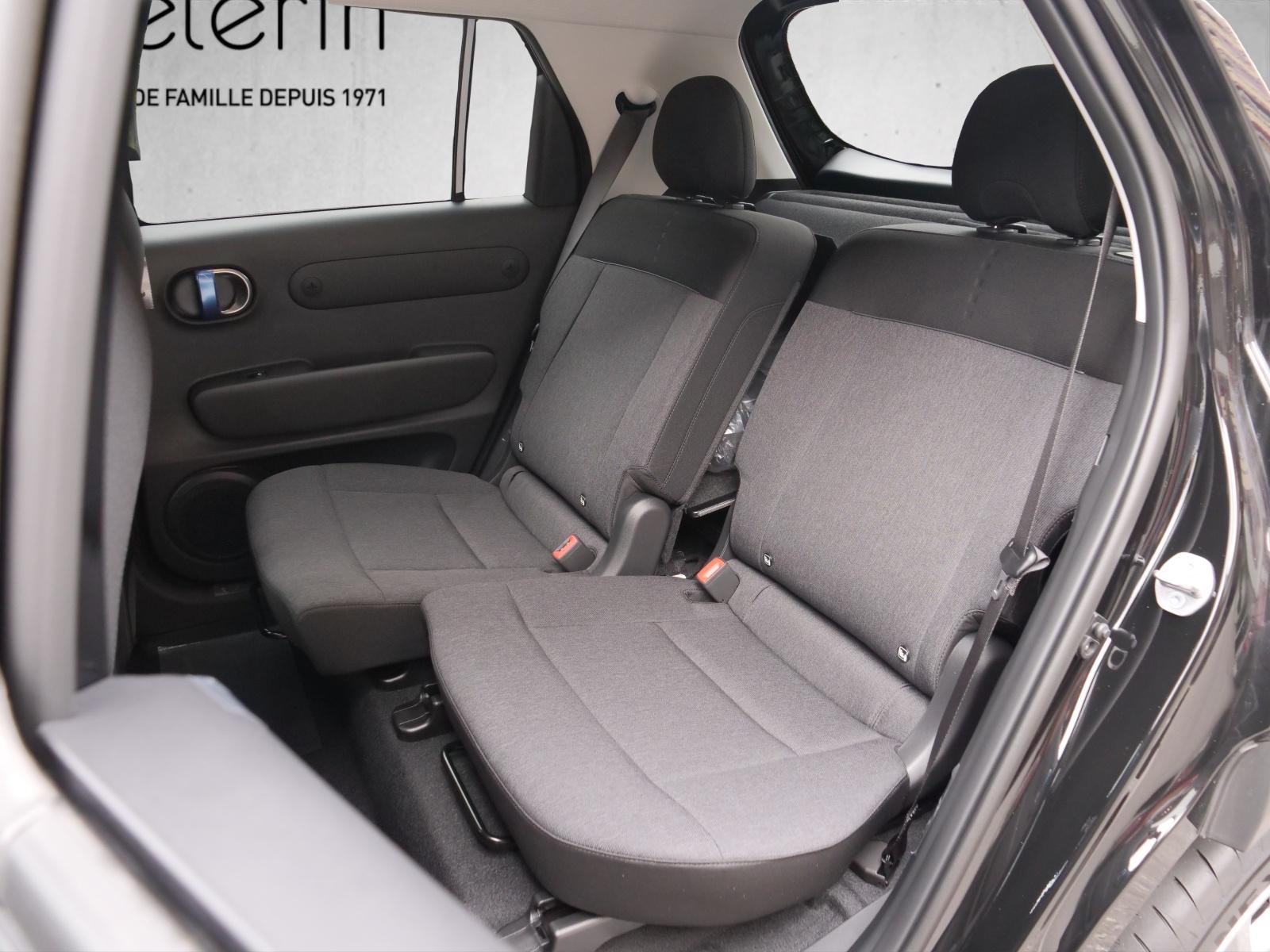 HYUNDAI Inster 49 kWh Electric Amplia-image-9