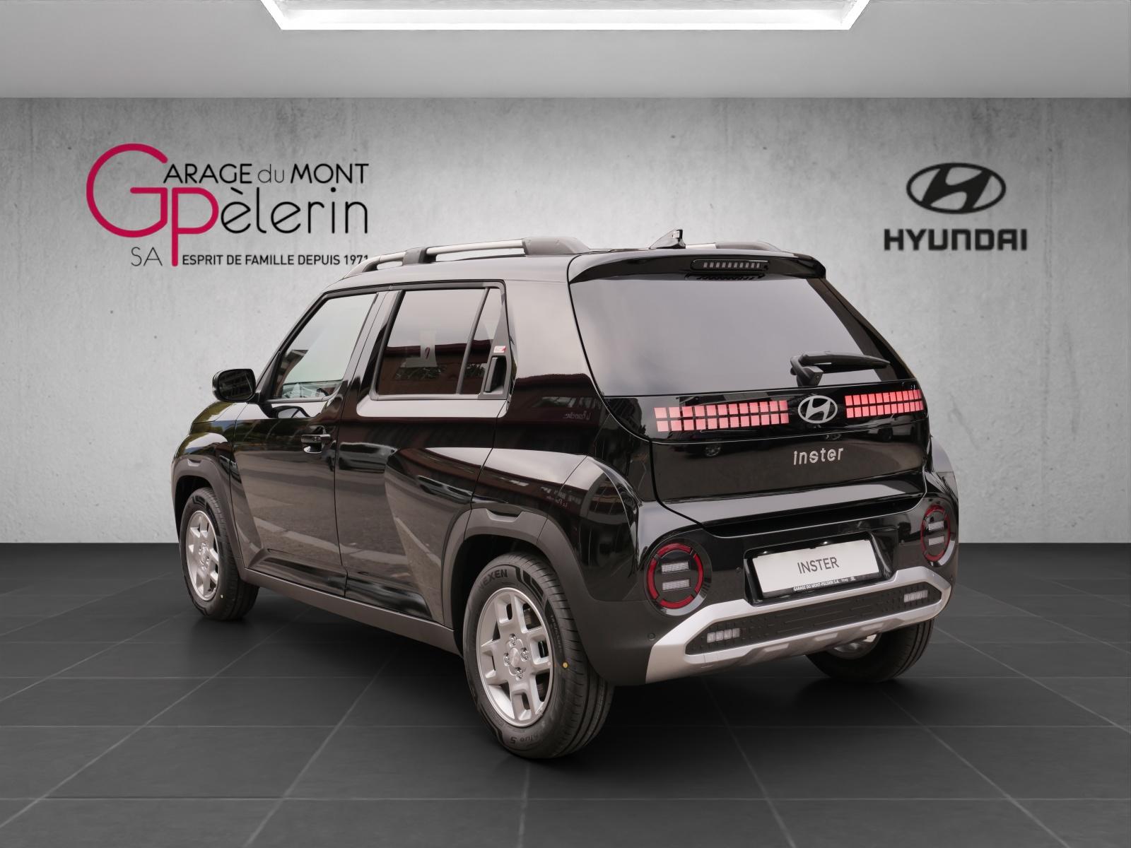 HYUNDAI Inster 49 kWh Electric Amplia-image-1
