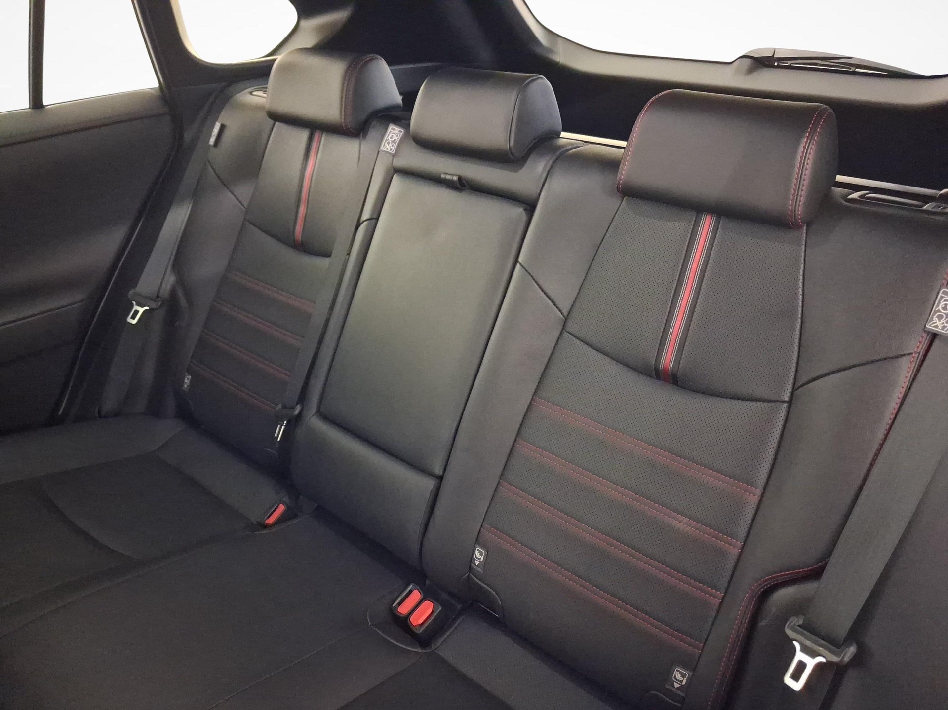 TOYOTA RAV4 2.5 Plug-In-Hybrid Platinum-image-10