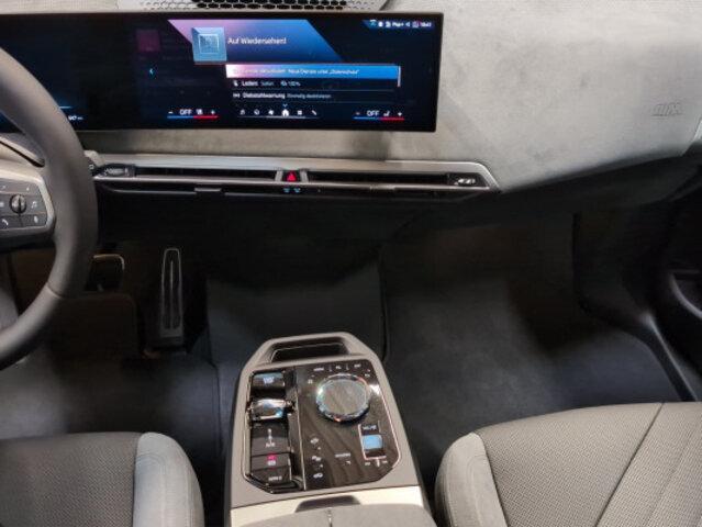 BMW iX I20 xDrive60-image-11