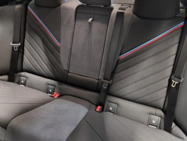 BMW iX I20 xDrive60-image-9