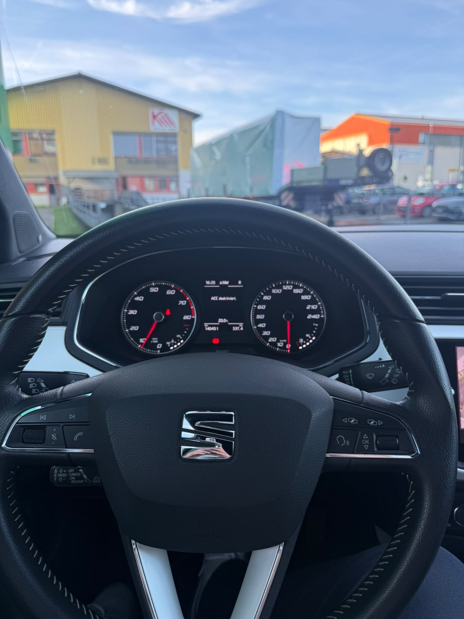 SEAT Arona 1.0 TSI Eco Style DSG-image-10