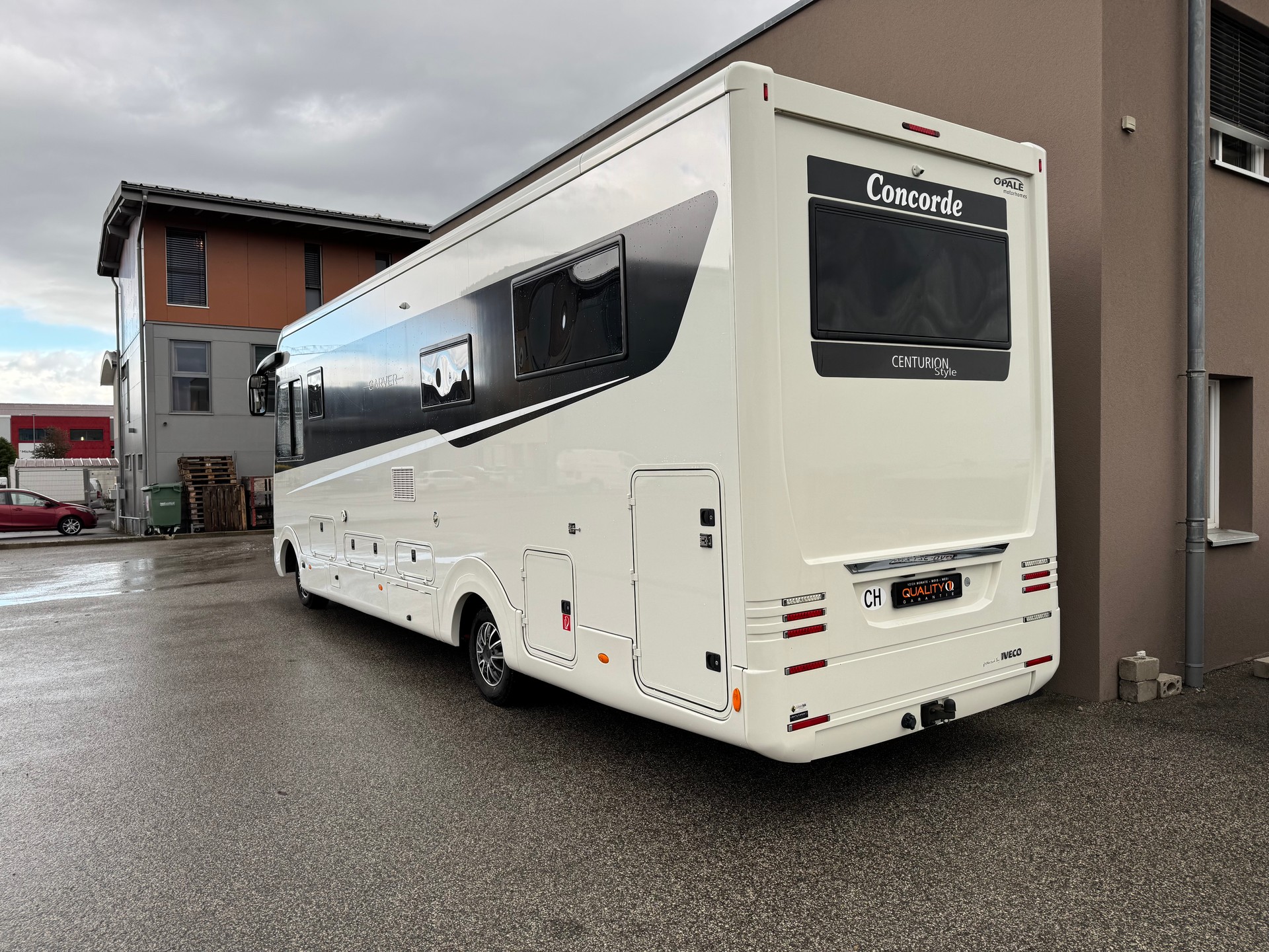 CONCORDE Carver 890 RRL-image-1