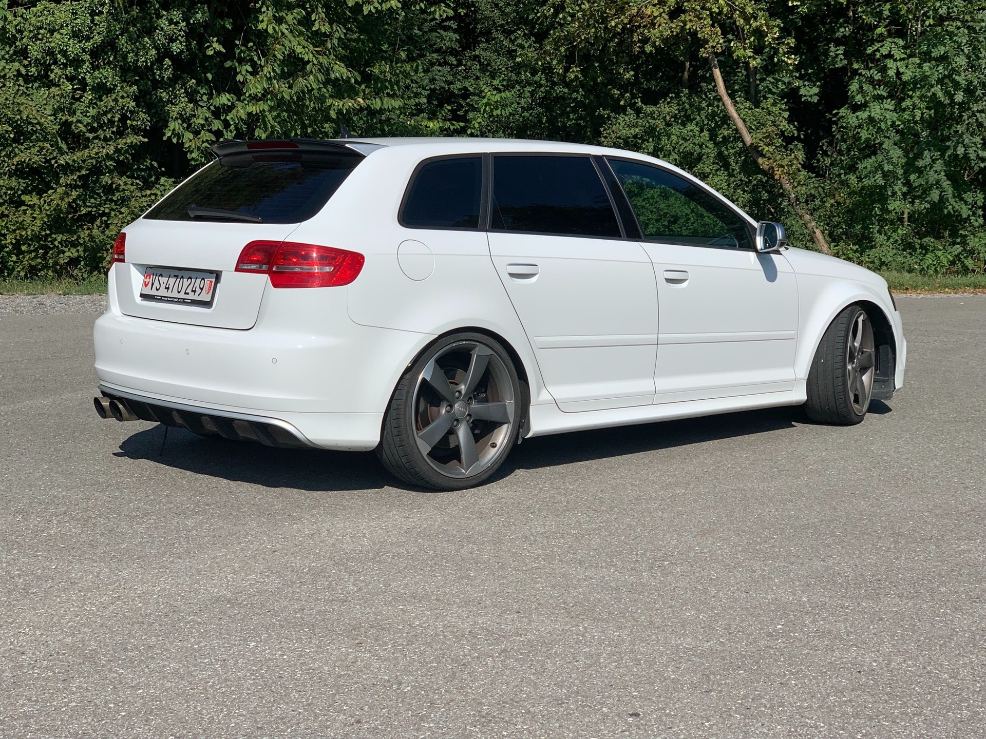 AUDI RS3 Sportback 2.5 TFSI quattro S-tronic-image-2