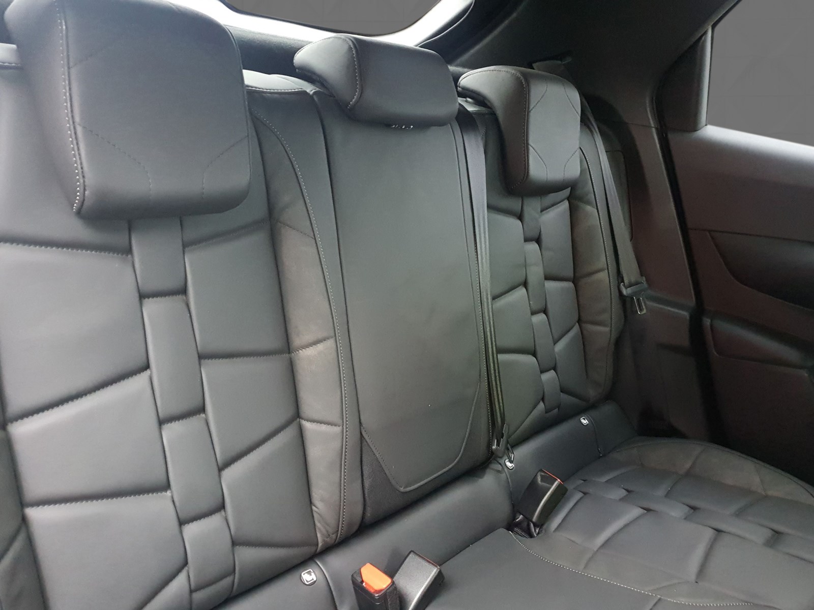 DS AUTOMOBILES DS 3 Crossback 1.2 SO Chic EAT8-image-11