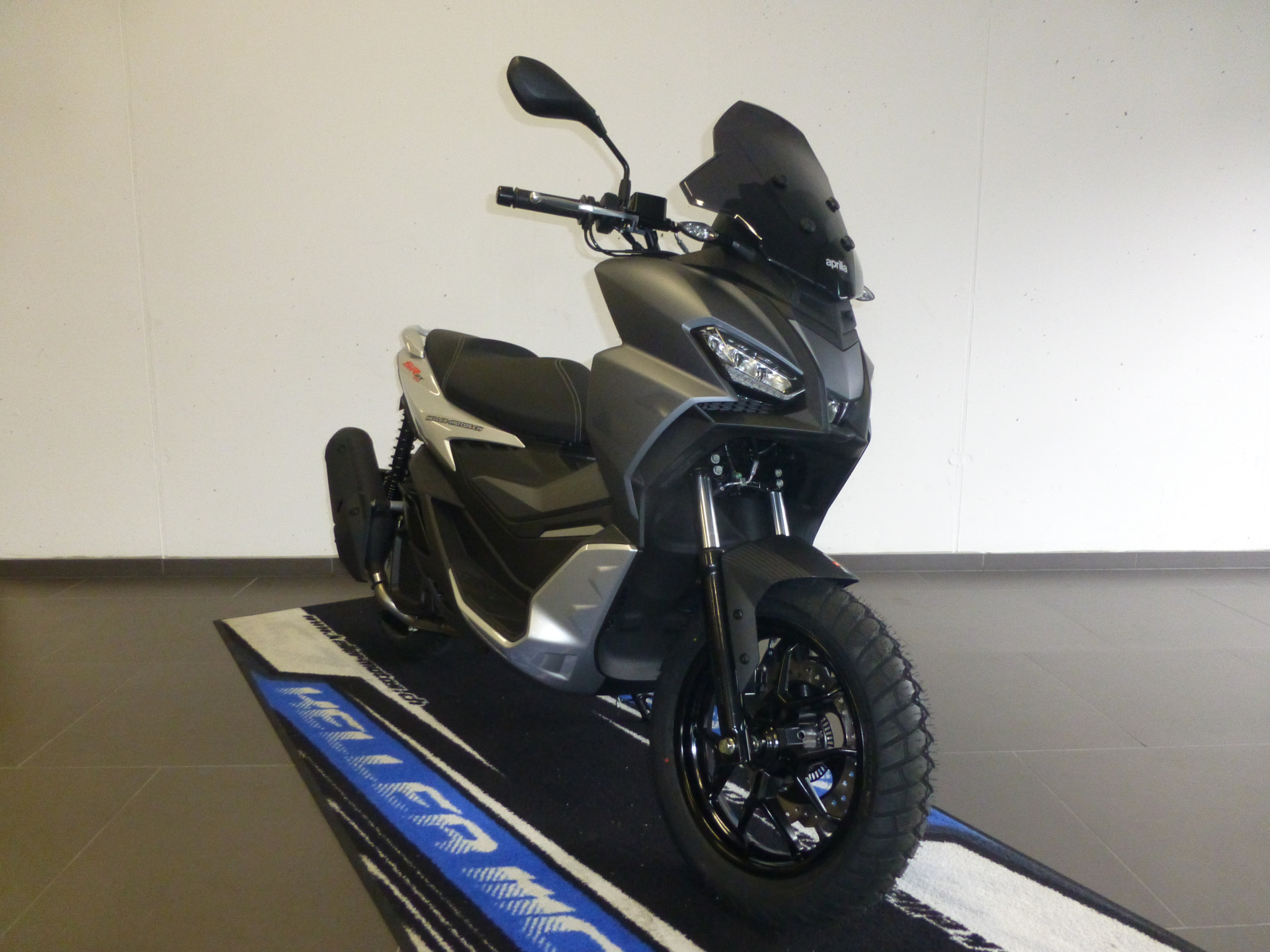 APRILIA SR 125 GT Sport ABS-showroom-element-2