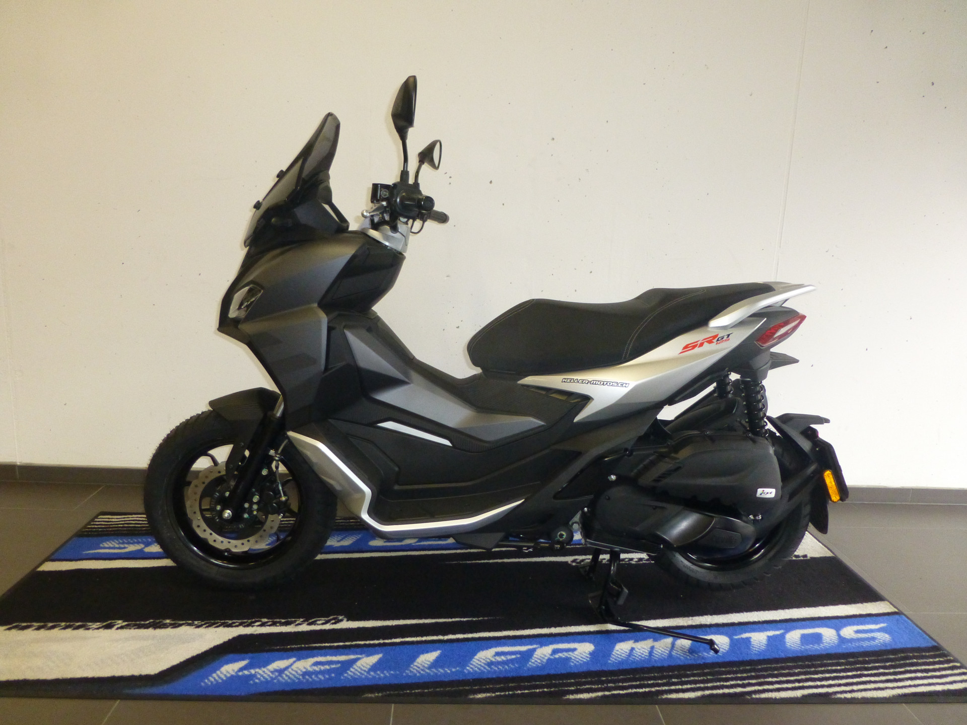 APRILIA SR 125 GT Sport ABS-showroom-element-1