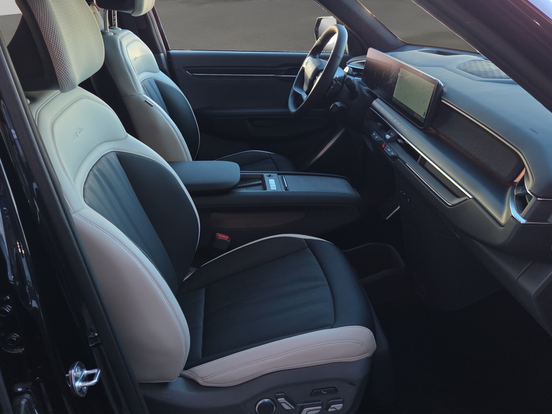 KIA EV9 99,8 kWh GT-Line-image-8