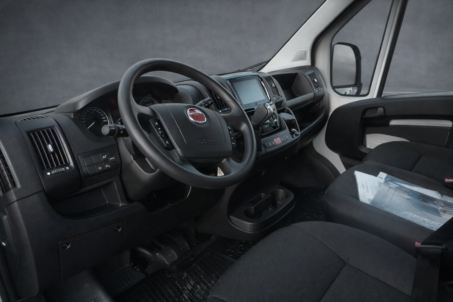 FIAT E-Ducato 35 47kWh L2H1-image-3