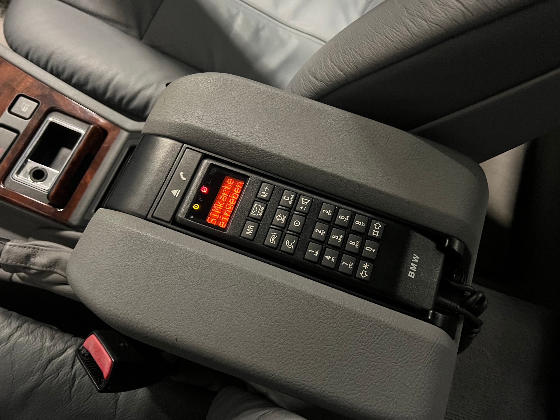 BMW 540i-image-28