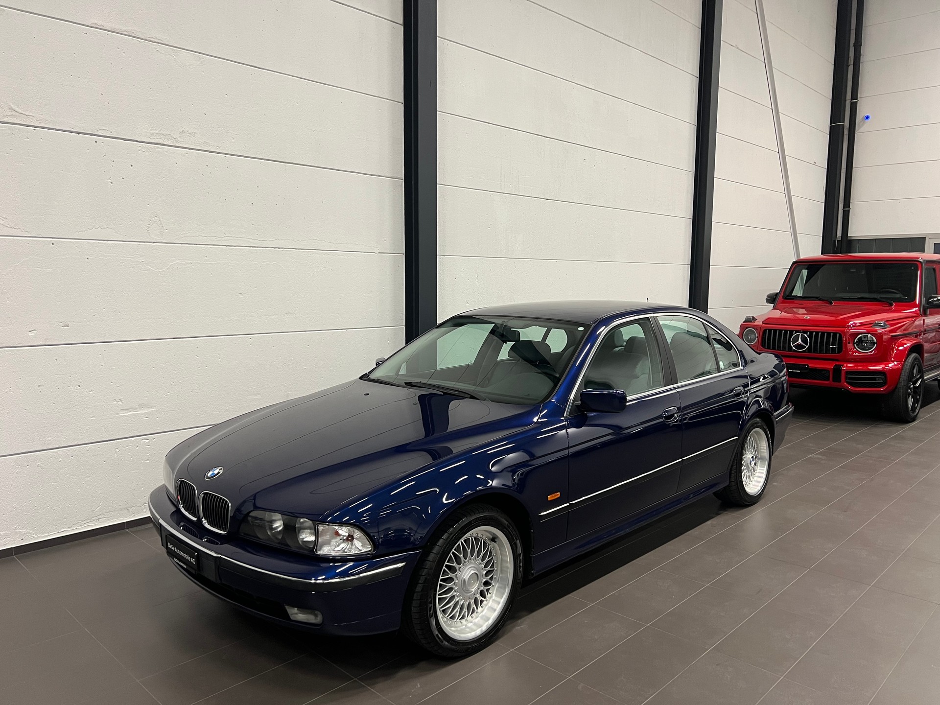 BMW 540i-image-4