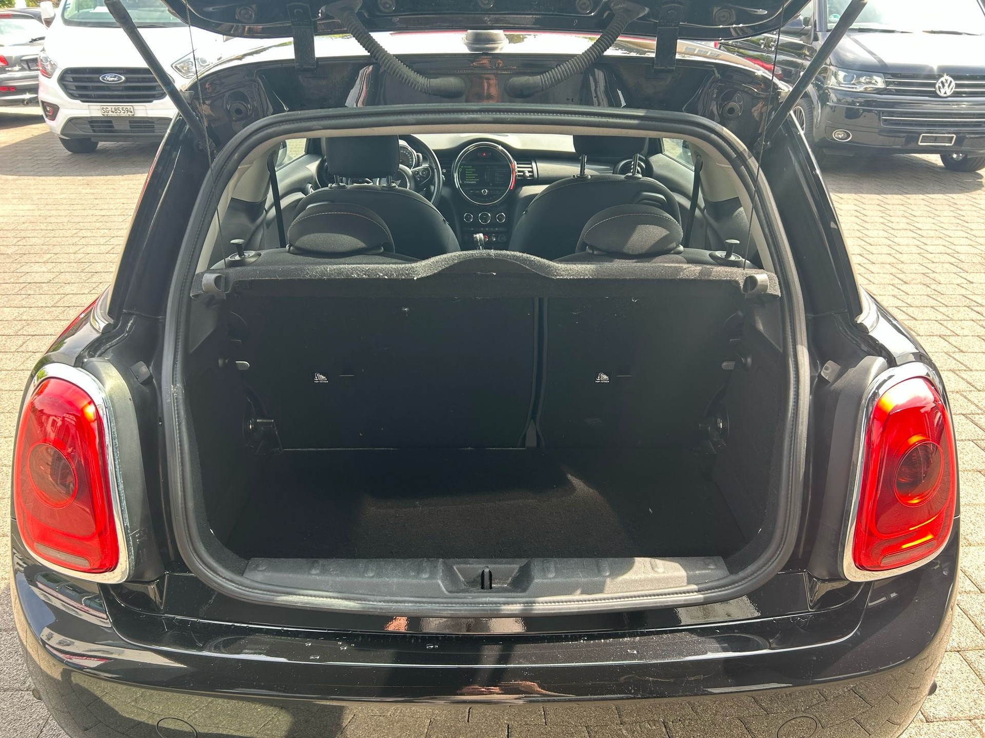 MINI Cooper-image-8