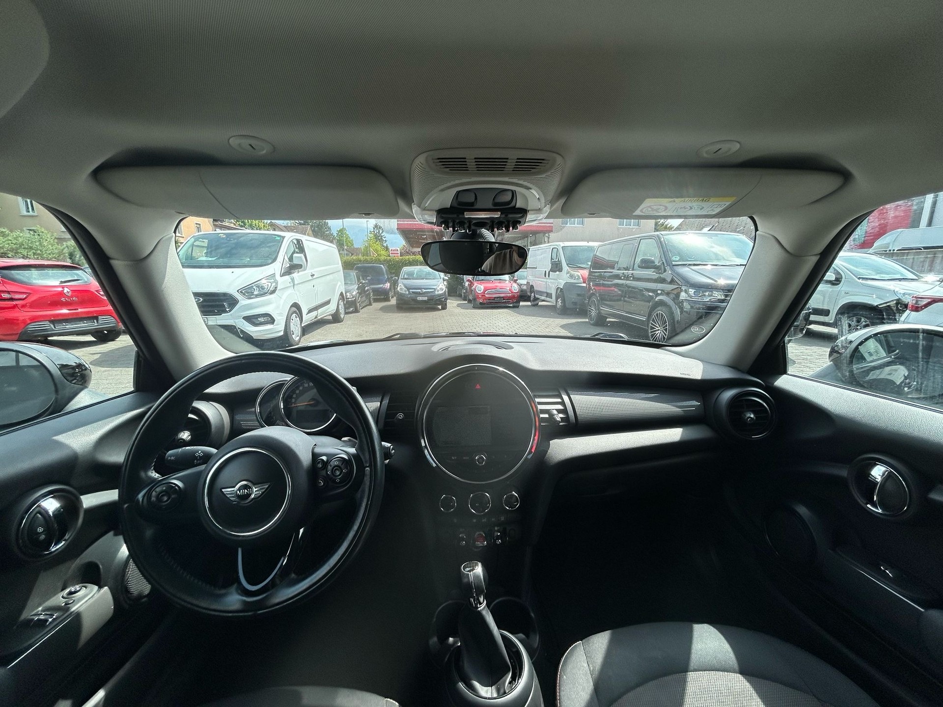 MINI Cooper-image-6