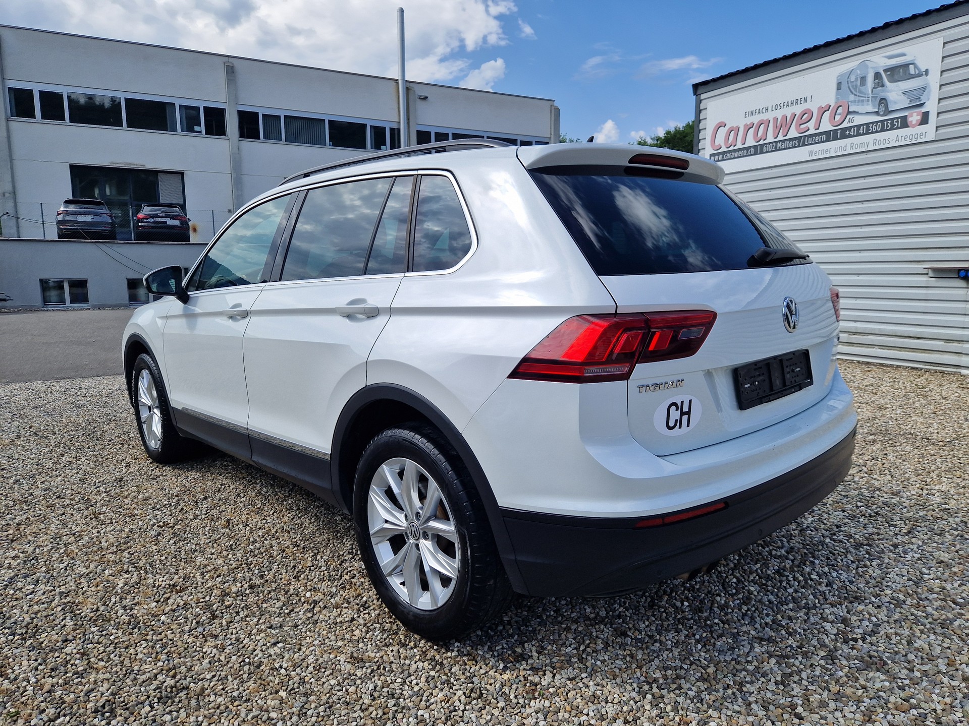 VW Tiguan 2.0 TDI SCR Comfortline 4Motion DSG-showroom-element-2
