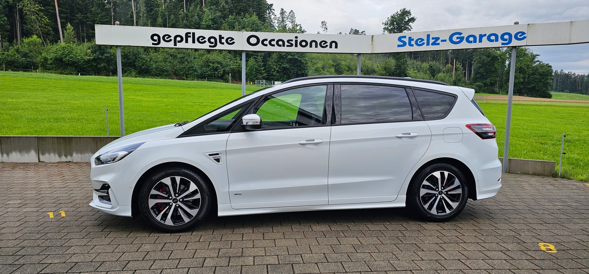 FORD S-Max 2.0 TDCi ST-Line AWD Automatic-showroom-element-3