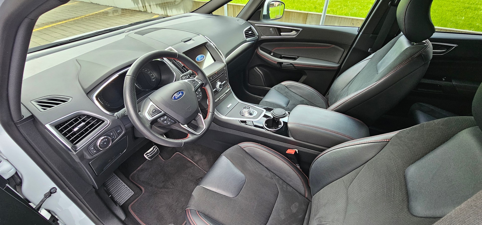 FORD S-Max 2.0 TDCi ST-Line AWD Automatic-image-10