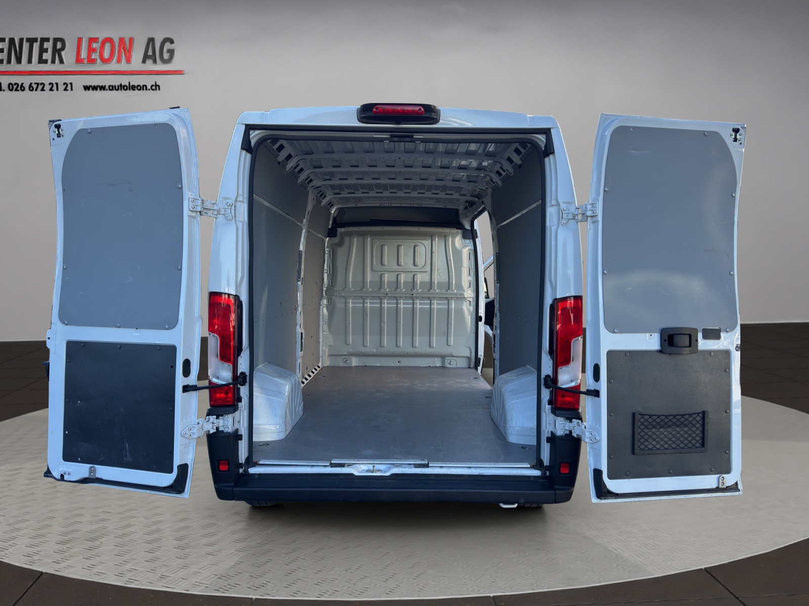 CITROEN Jumper 35 2.2 BlueHDi 140 L3H2-image-19