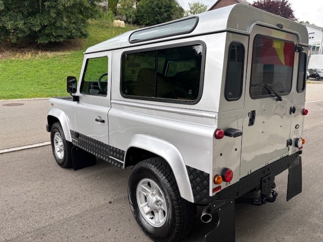 LAND ROVER Defender 90 SW 2.5 Td5-image-1