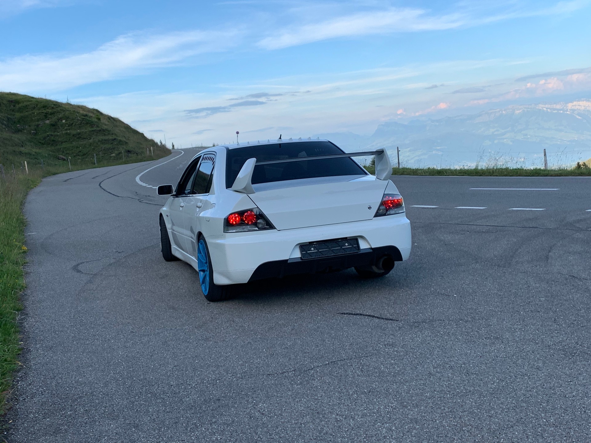 MITSUBISHI Lancer Evo IX Ralliart-image-1