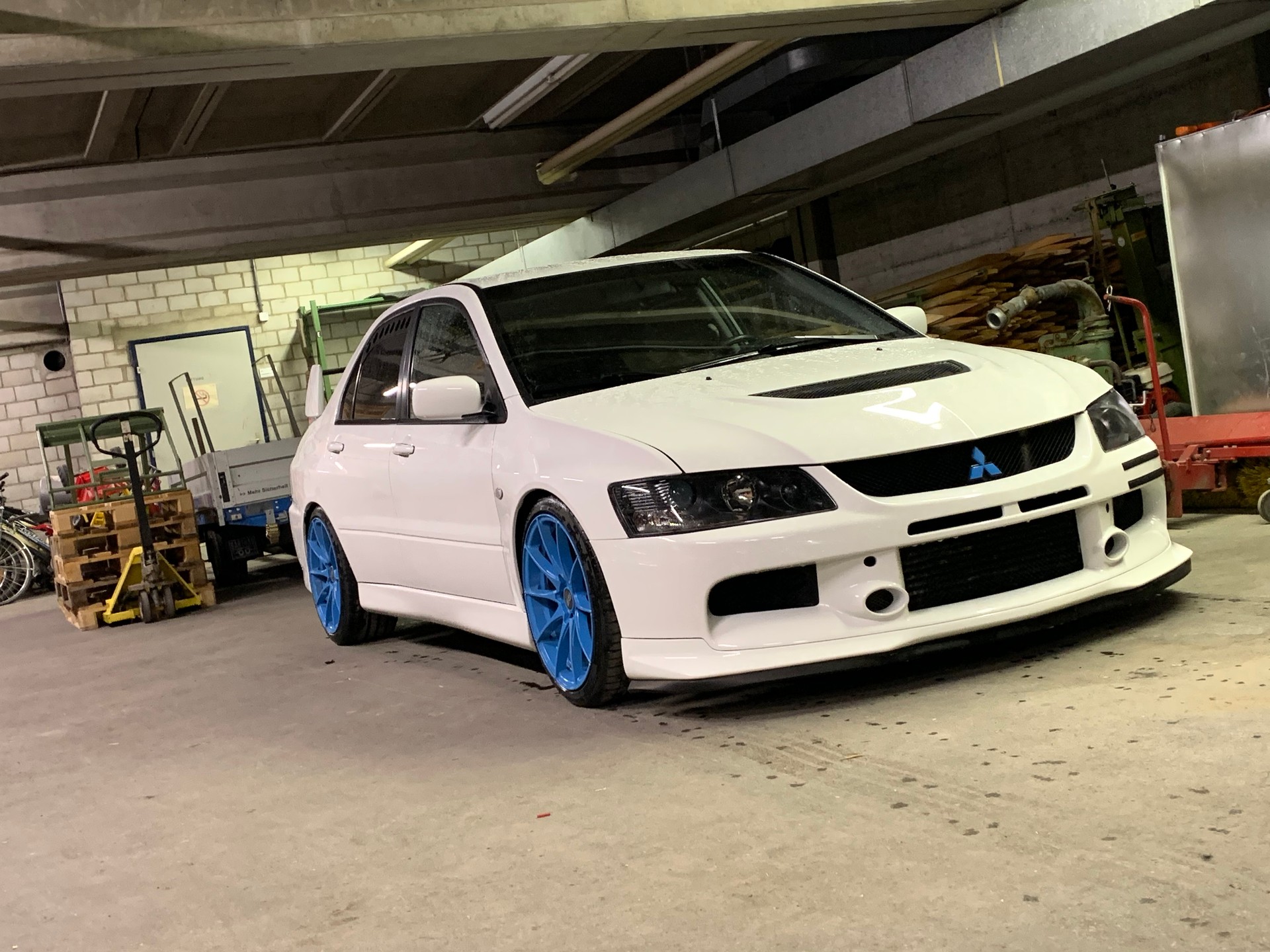 MITSUBISHI Lancer Evo IX Ralliart-image-3