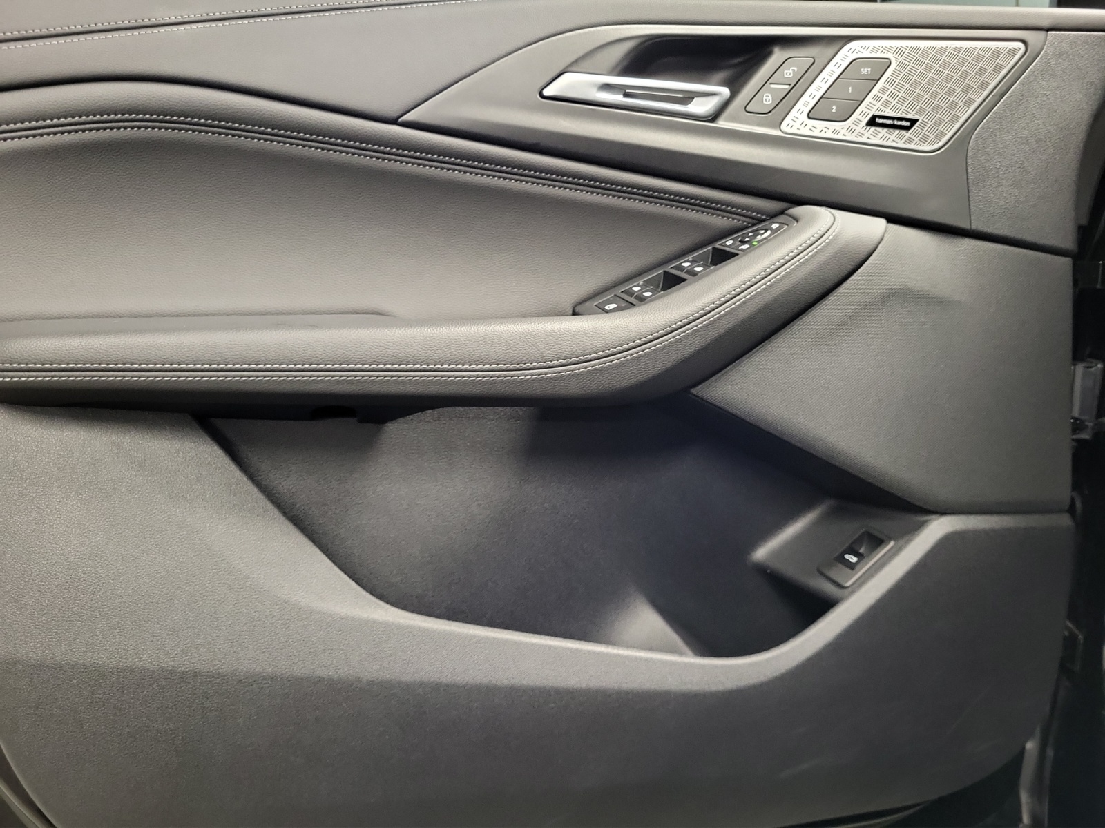 BMW 218d Active Tourer DKG-image-15