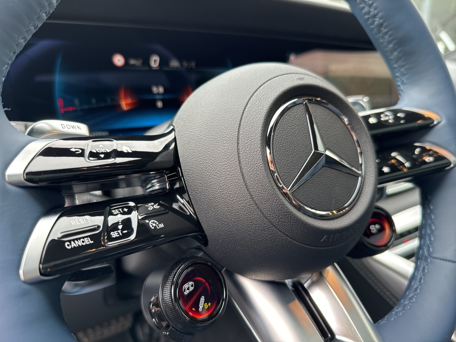 MERCEDES-BENZ AMG GT 4 53 4Matic+ Speedshift TCT-image-26