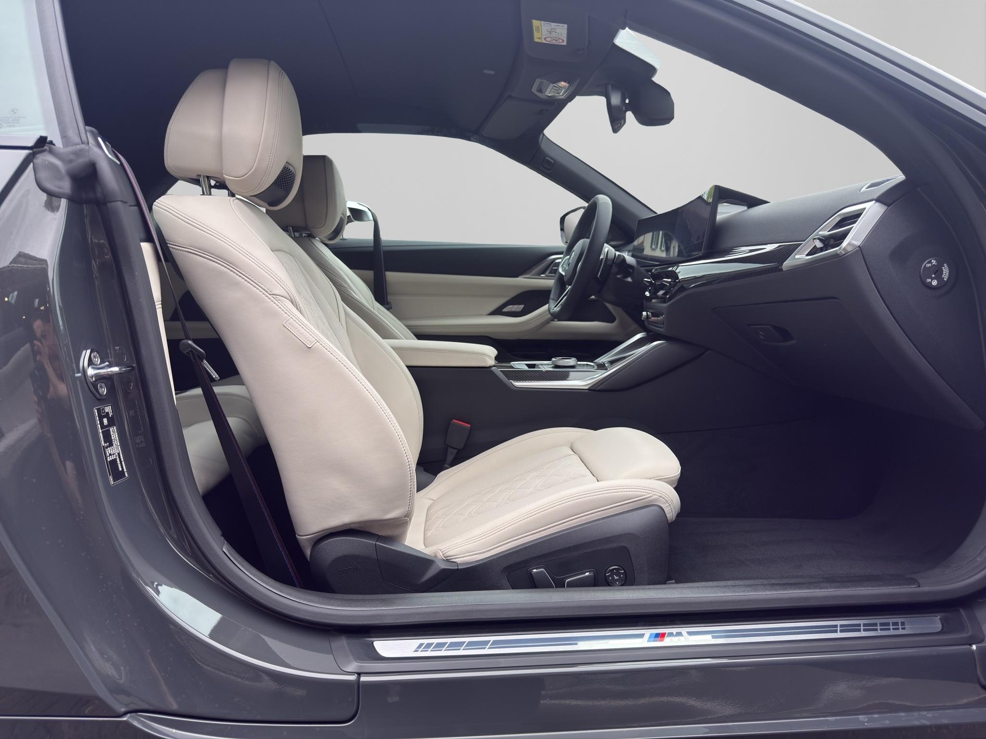 BMW 420i Cabrio M Sport Pro-image-19